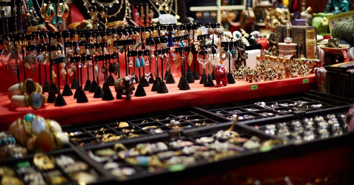 Jewellery Top Shopping Item in Jaipur
